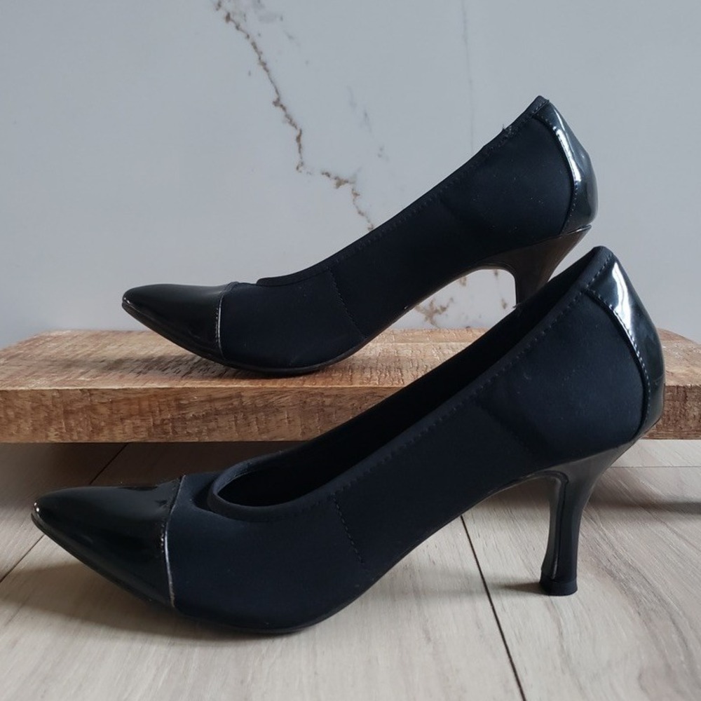 Impo Kitten Heels Womens 6 5β Black Stretch Patent Toe Cap Slip On Pumps